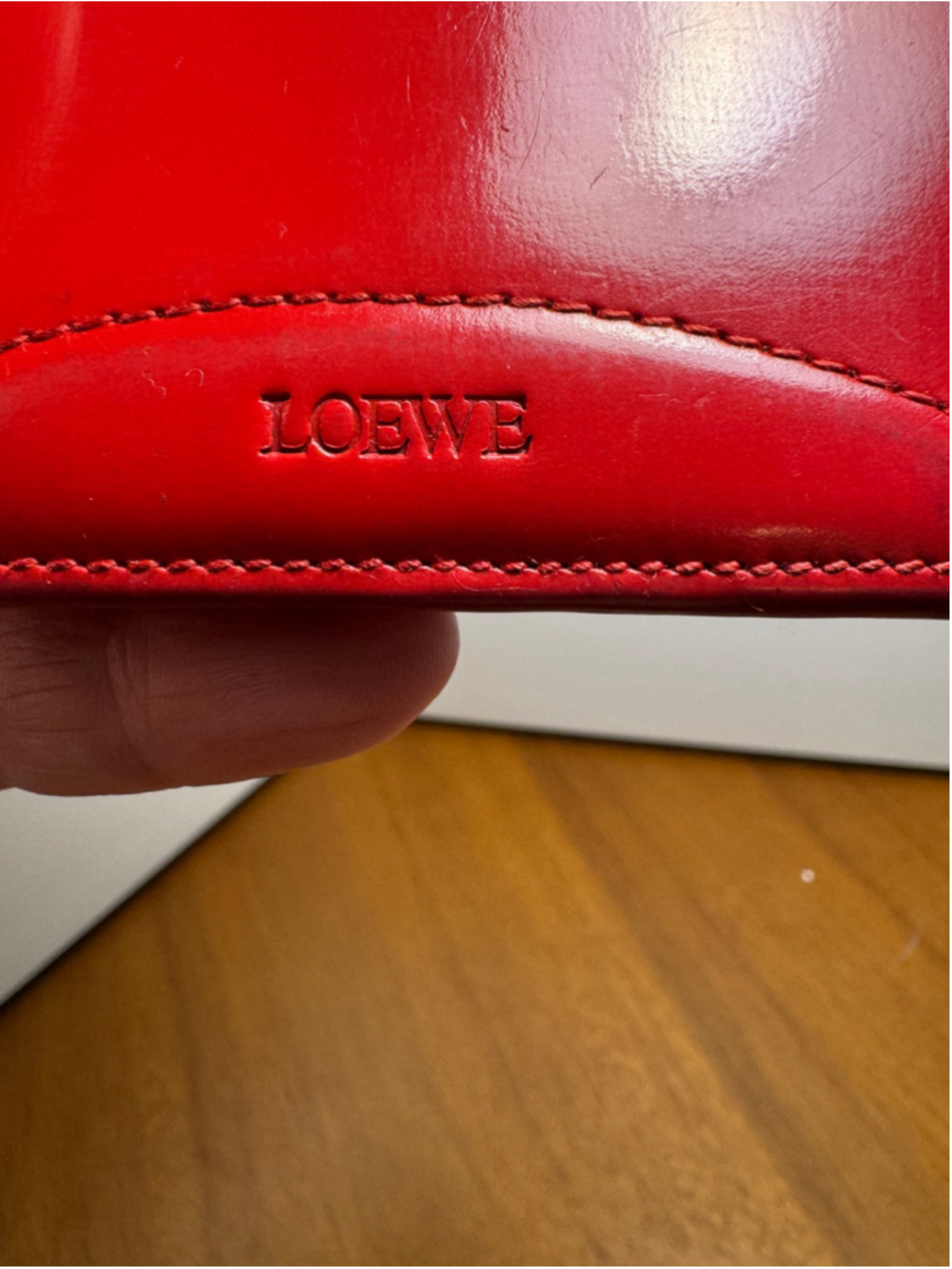 Loewe Red Patent Leather Bifold Small Wallet - Picture 2 of 11